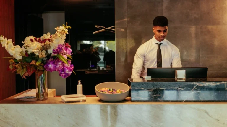 Utilisation vs occupancy visualised through a modern hotel reception